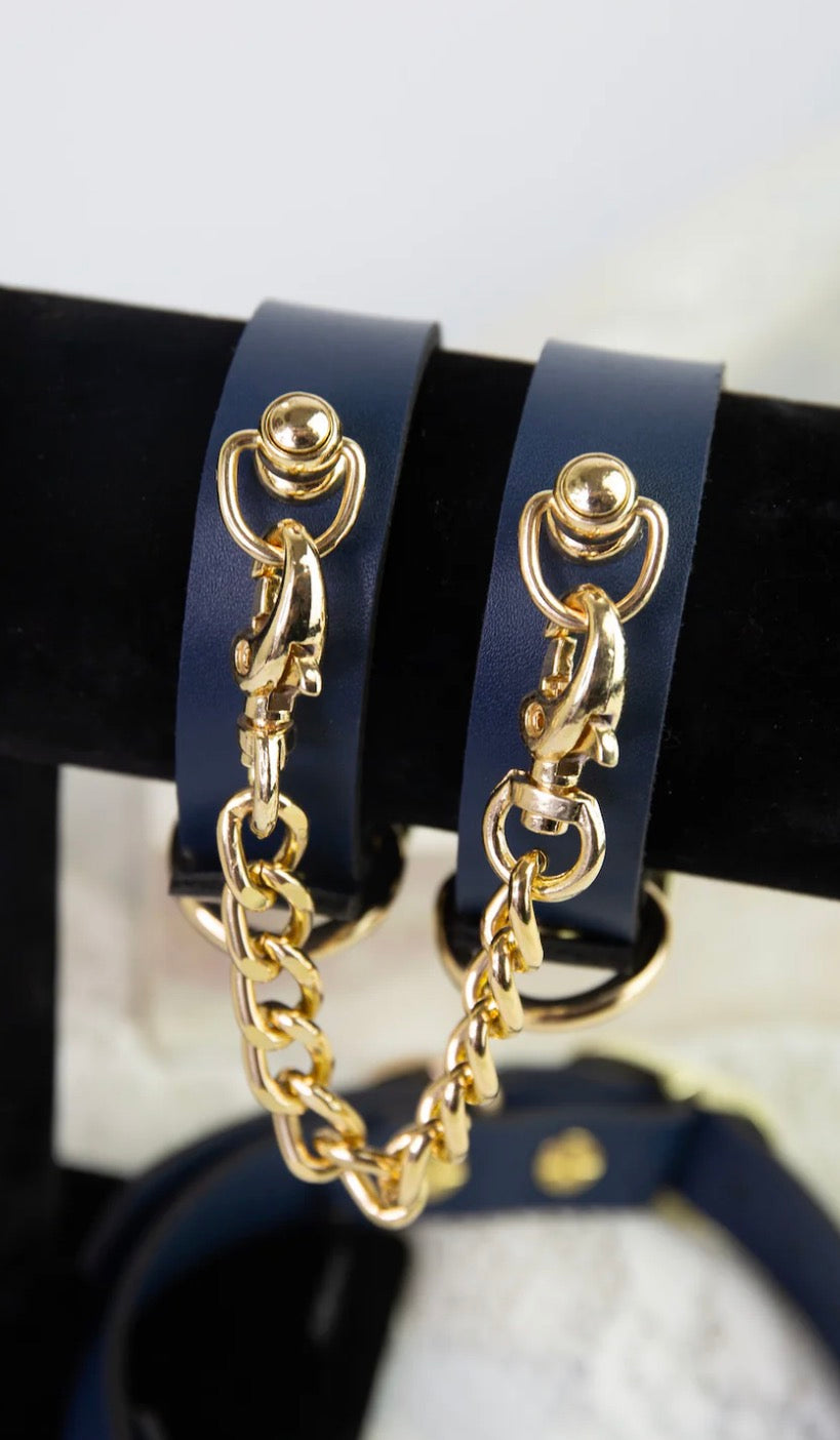 Greed Collar & Cuff Set